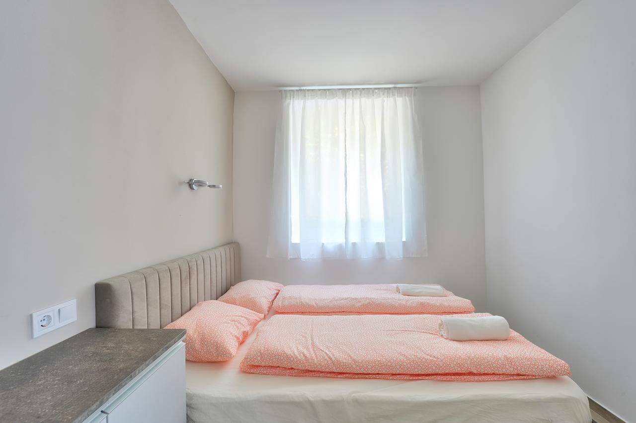 Villa Oliver 3. Siófok Esterno foto