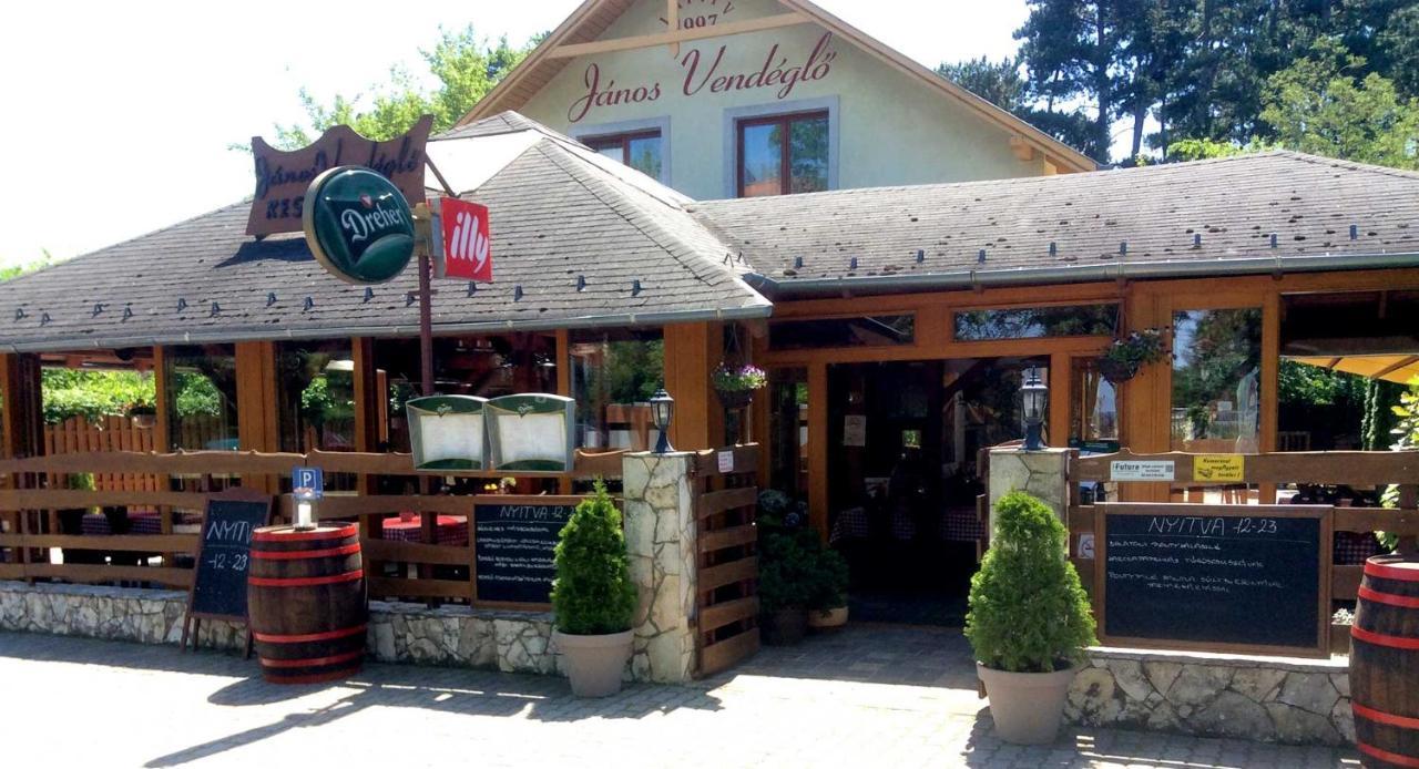 Villa Oliver 3. Siófok Esterno foto
